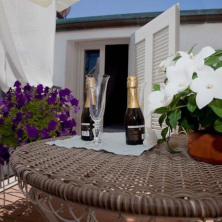 Hotel La Petite Maison Viareggio Eksteriør bilde
