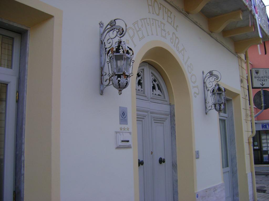 Hotel La Petite Maison Viareggio Eksteriør bilde